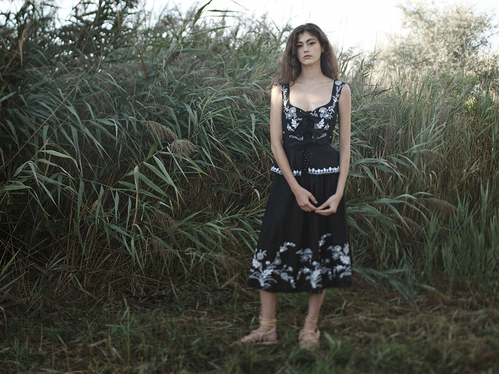 π SPRING SUMMER 2022 - Floral Lace Embroidery π