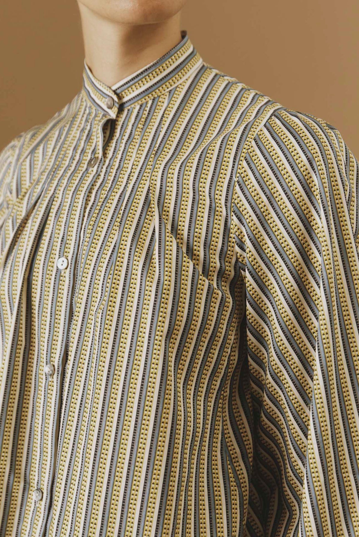 Close-up of Yana Yellow Blouse - Pre Spring 2024 - Thierry Colson