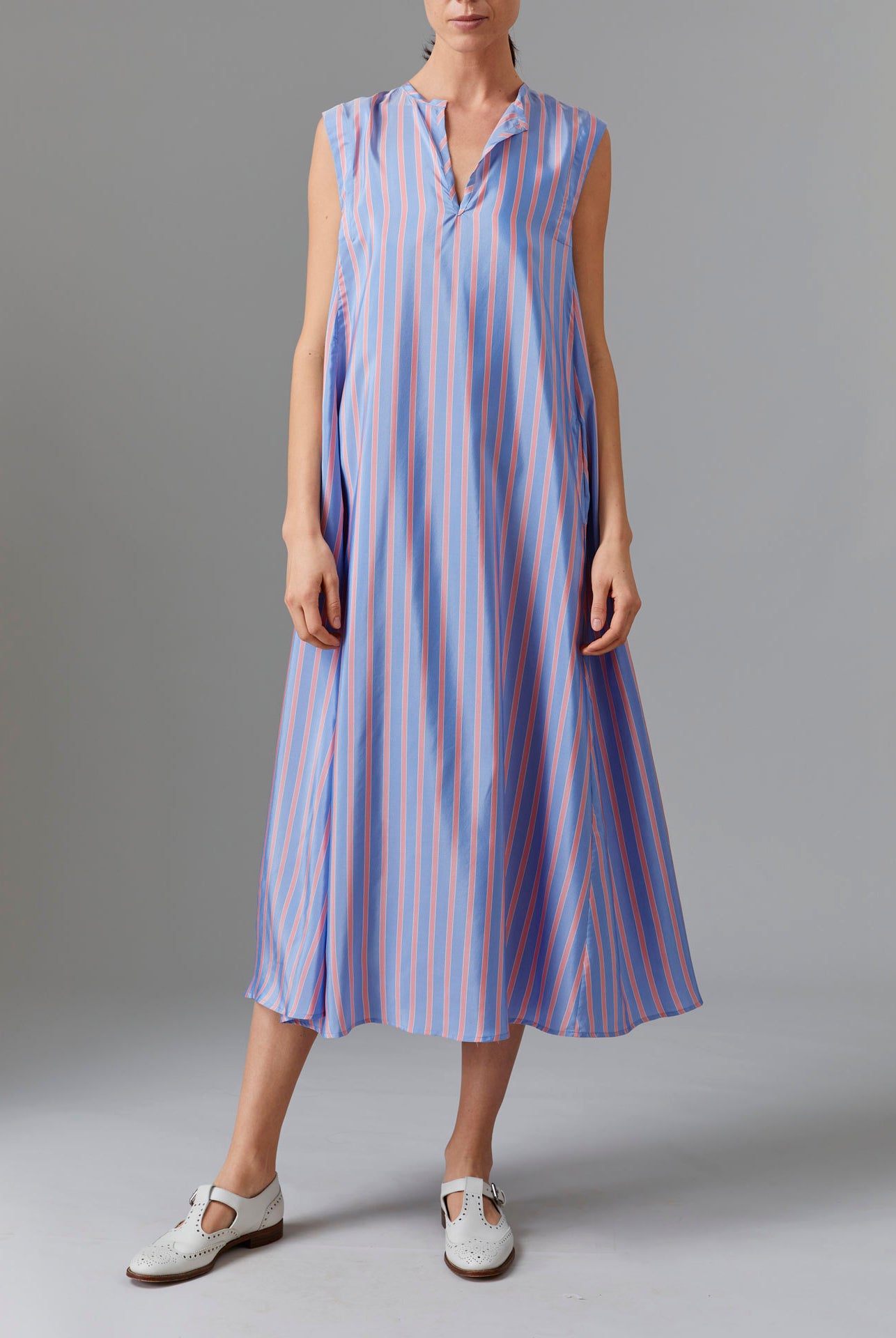 Front view of Apolonia Kaftan - Heaven Blue/Pink Silk Road Stripes I Thierry Colson
