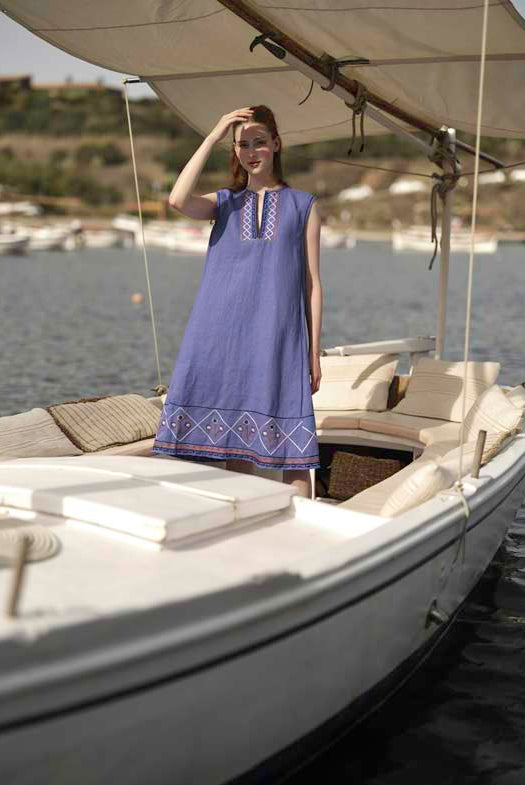 Lavender Archaic Embroidery Apolonia Midi by Thierry Colson - Lookbook Spring Summer 2024 photo by S. Gautronneau