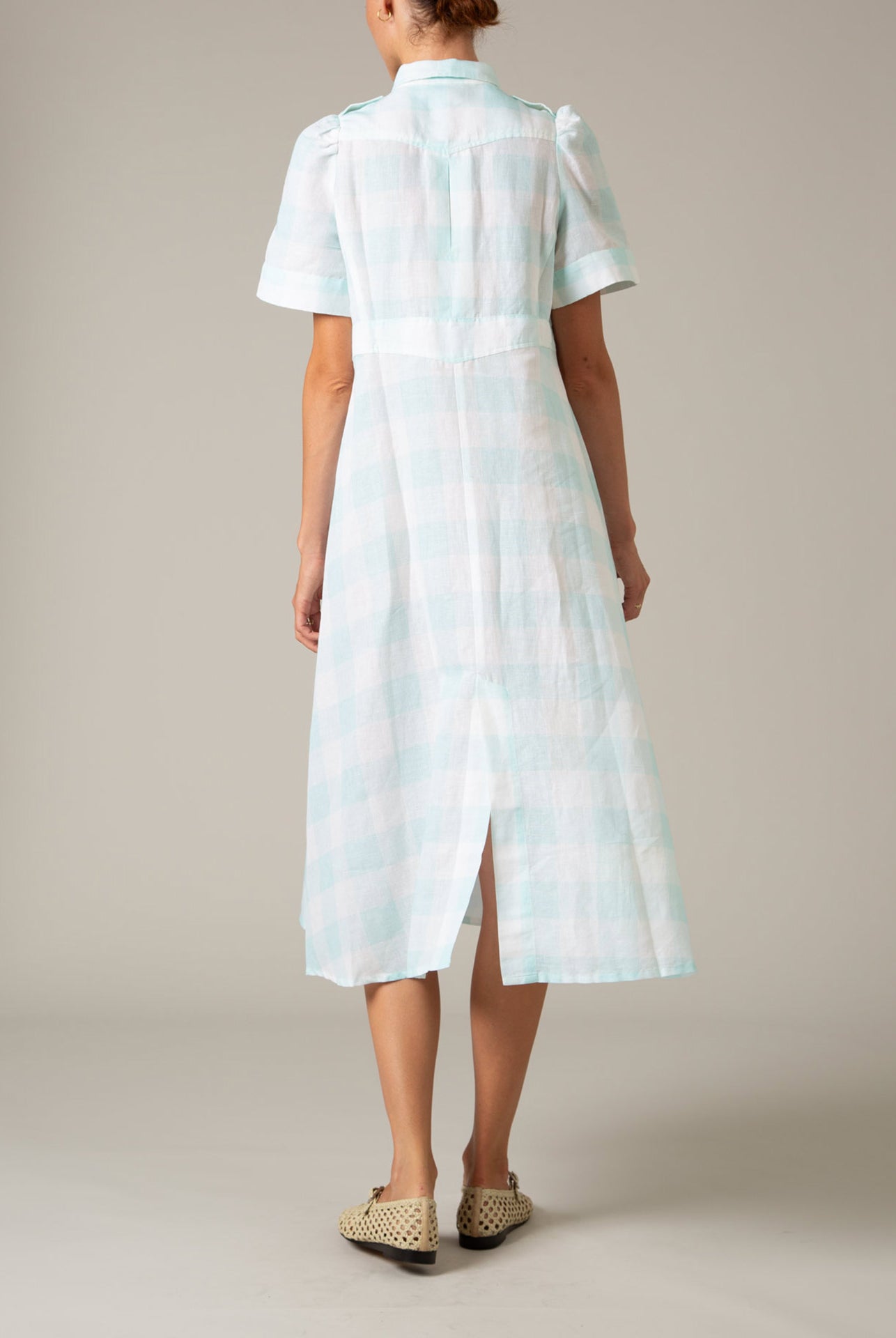 Back of Baghera Dress in Mint Vichy by Thierry Colson – Lightweight Safari Dress