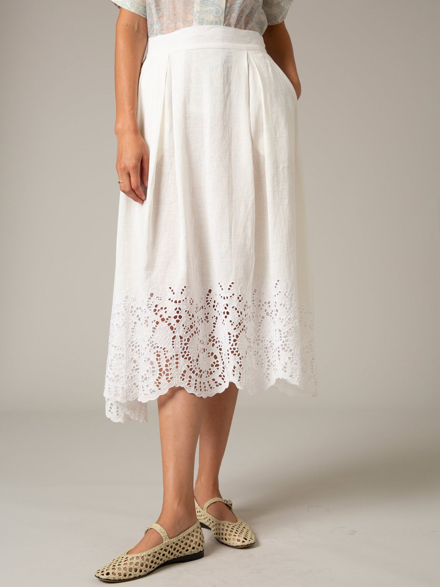 Front view - Wynona Skirt in Off-White Linen by Thierry Colson – Guipure Embroidery