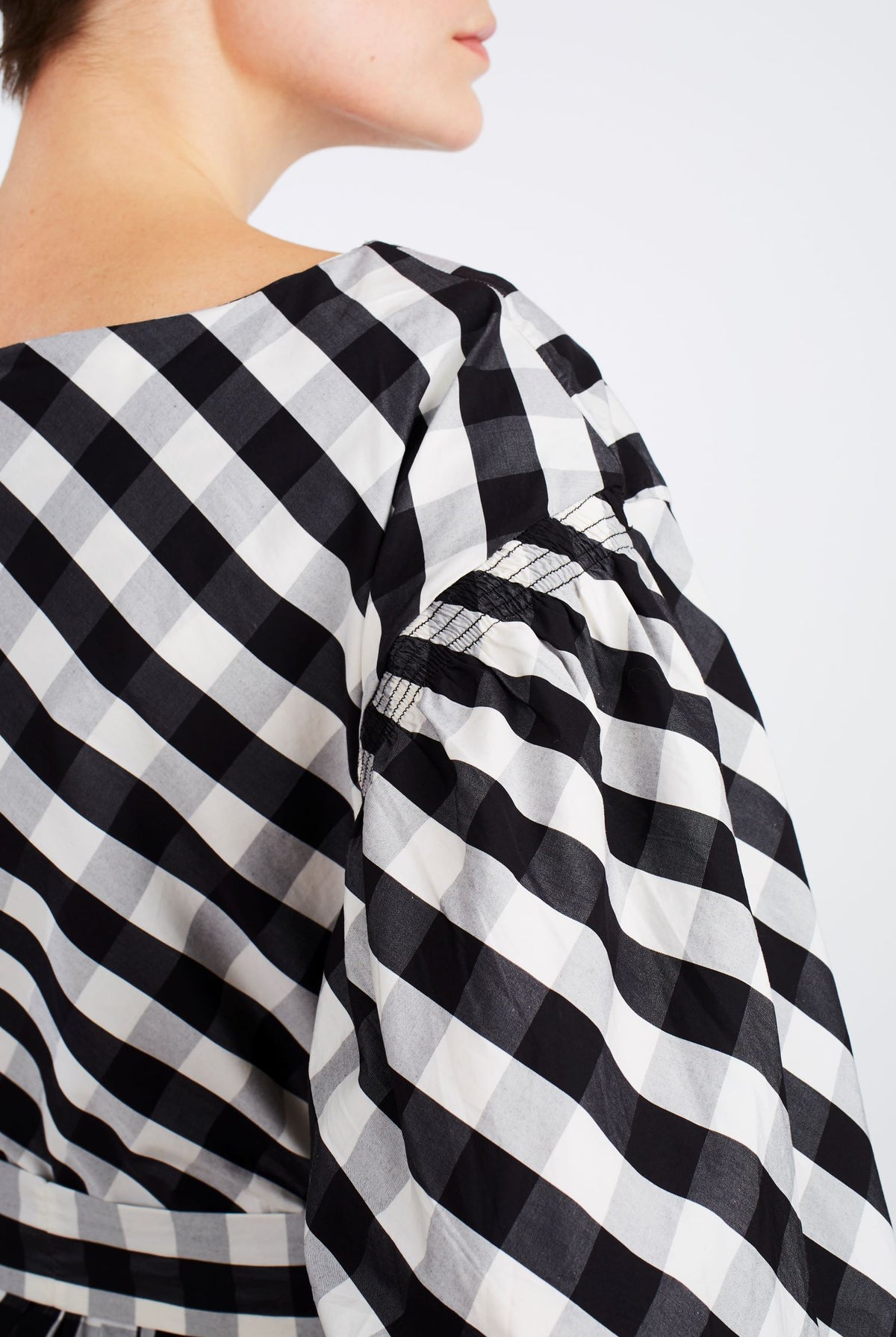 Detail sleeve Jane Black & White Cotton Dress by Thierry Colson