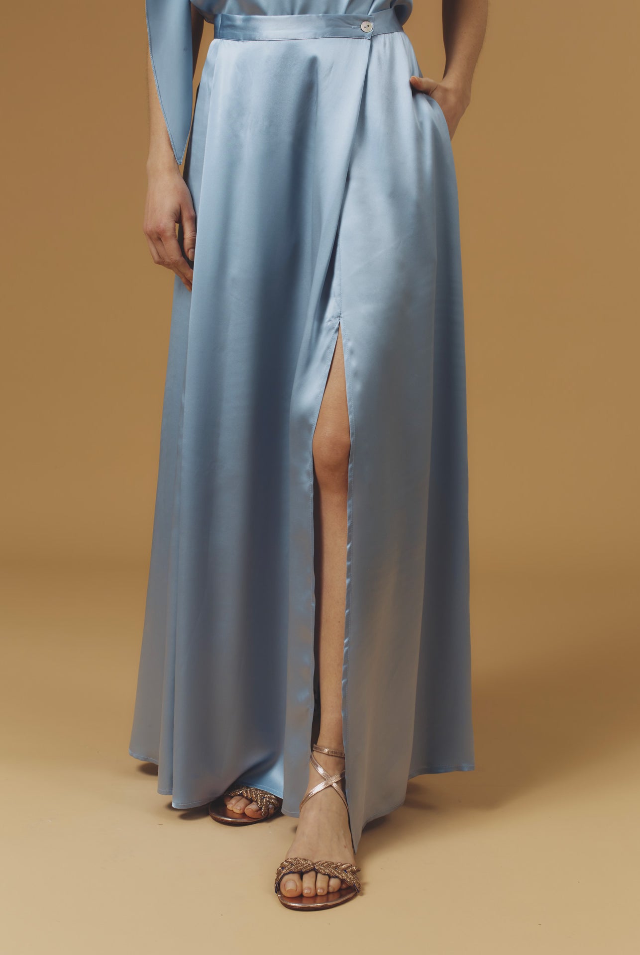 Detail of Silvana Silk Silver blue Skirt long by Thierry Coslon