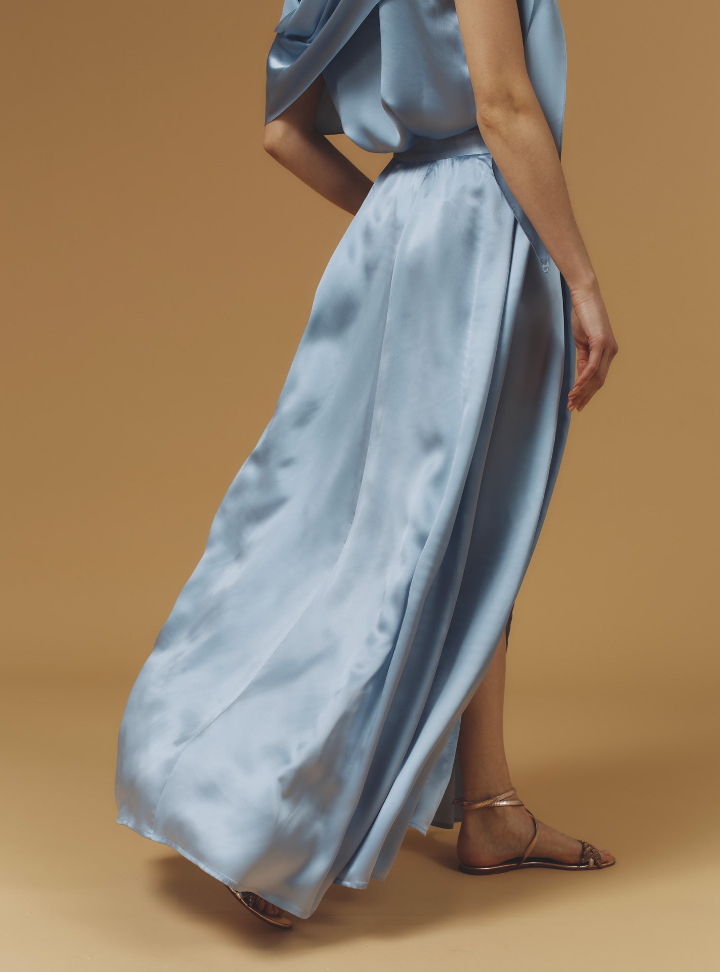 Back view of Silvana Silk Silver blue Skirt long by Thierry Coslon