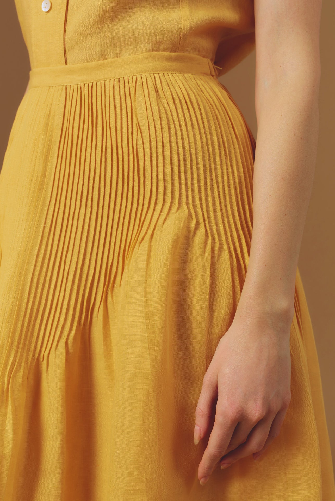 Detail front view of Verde Barocco Scallops Sunflower Skirt by Thierry Colson