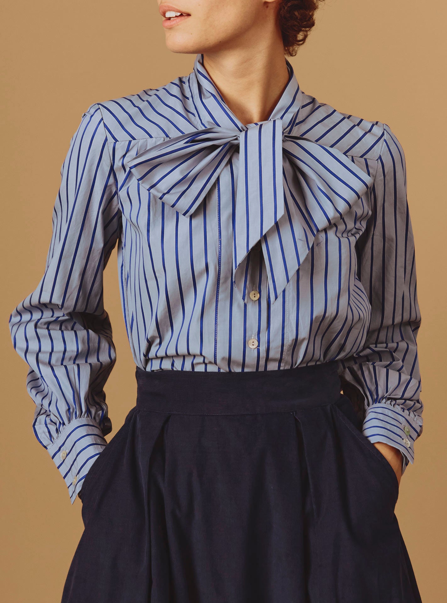 Thierry Colson シャツ　新品 Tops – Thierry Colson
