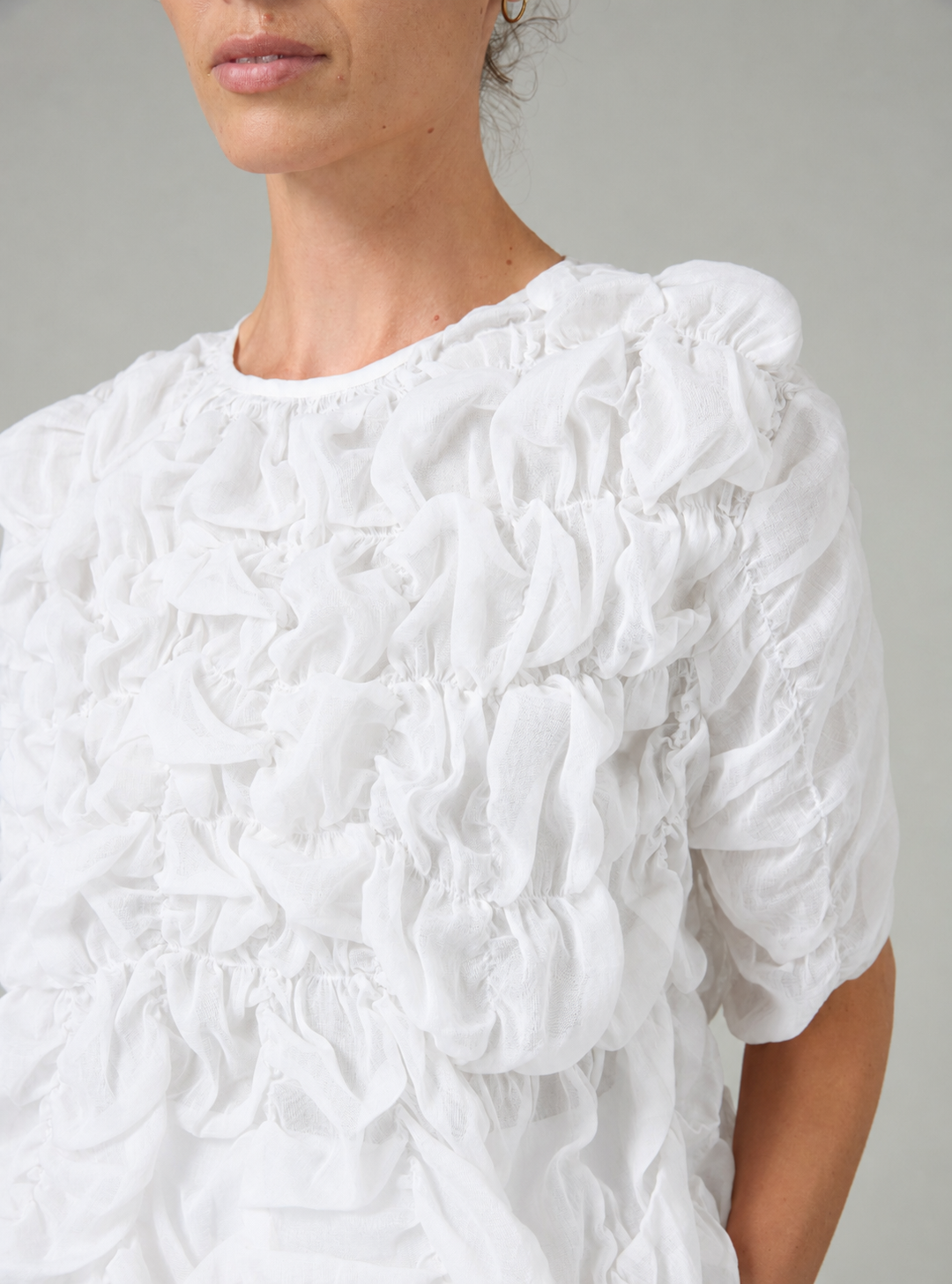 Sophia T-Shirt  Off-White - Gilded Age Ruffles