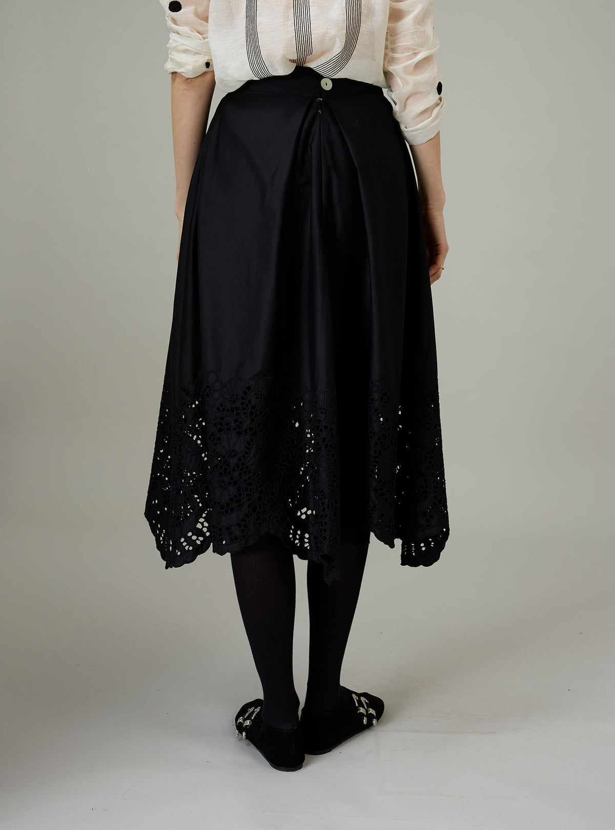 Wynona Skirt - Satin Guipure - Black