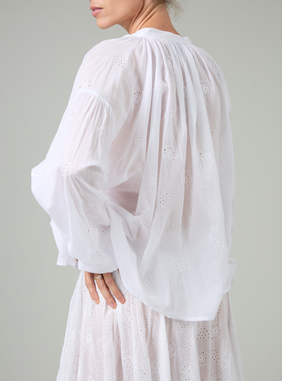 Guise Blouse - Off-White - Floral Eyelet