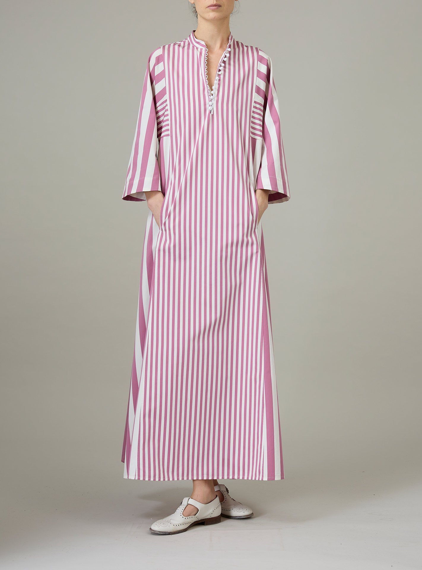 Rachel Long – Elegant Striped Kaftan in Cyclamen - Thierry Colson