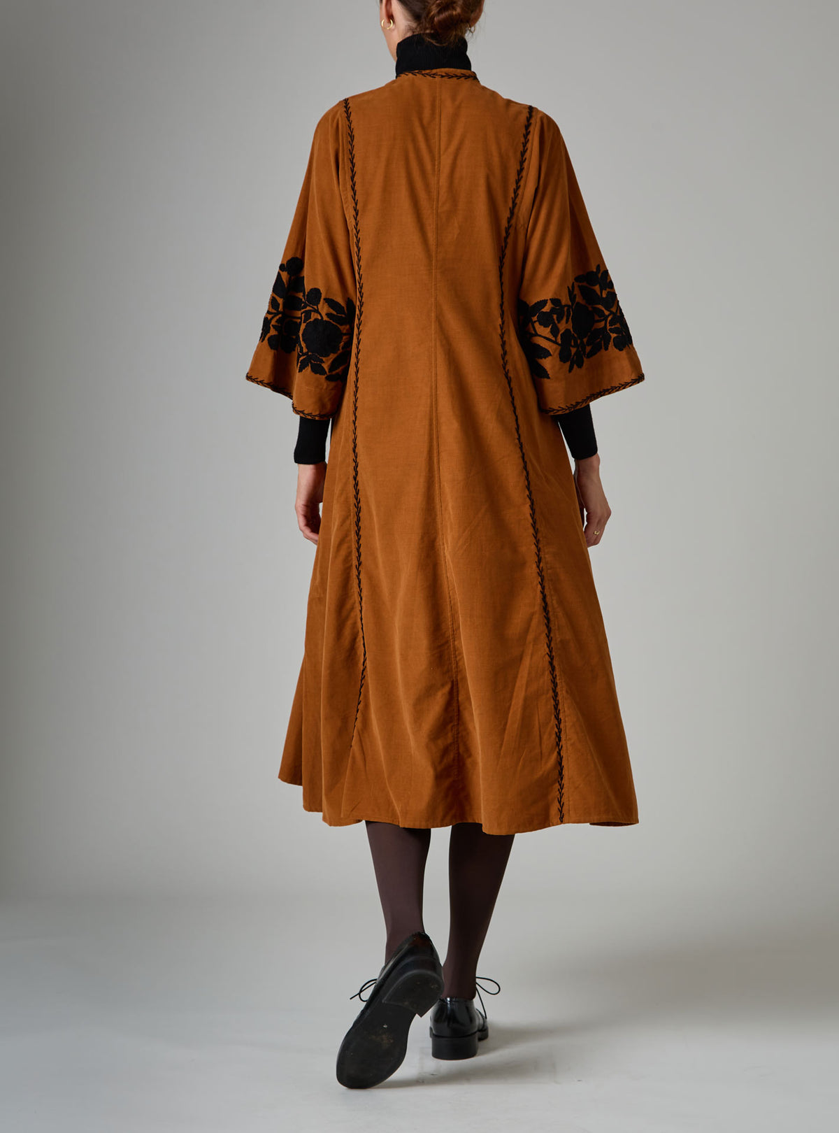 Rachel Midi Kaftan - Balkanic Embroidery - Noisette / Black