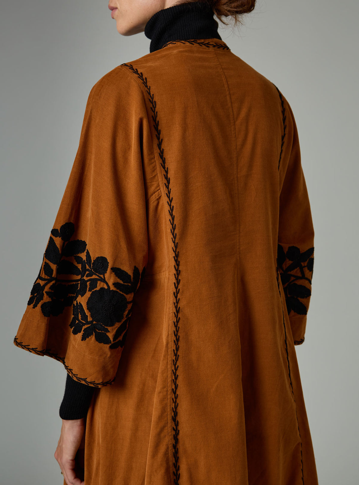 Rachel Midi Kaftan - Balkanic Embroidery - Noisette / Black
