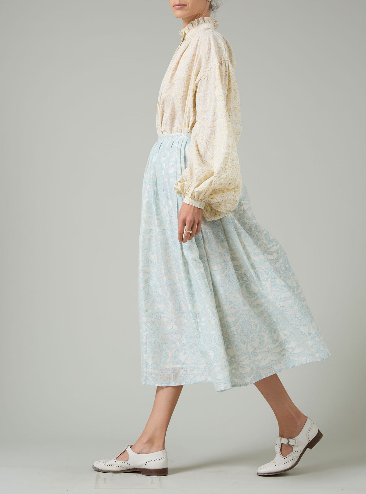Slava Voile Blouse - Elizabethan Block print - Cream