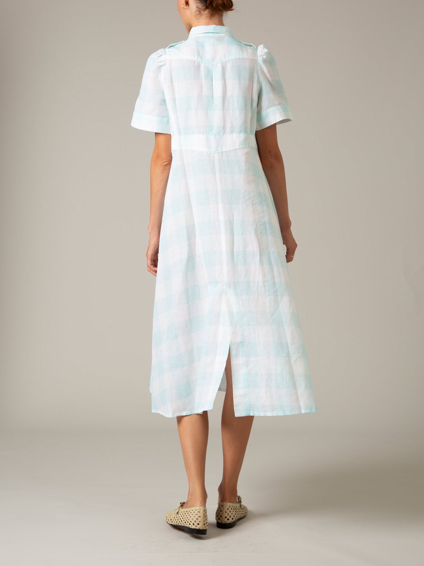 Back of Baghera Dress in Mint Vichy by Thierry Colson – Lightweight Safari Dress