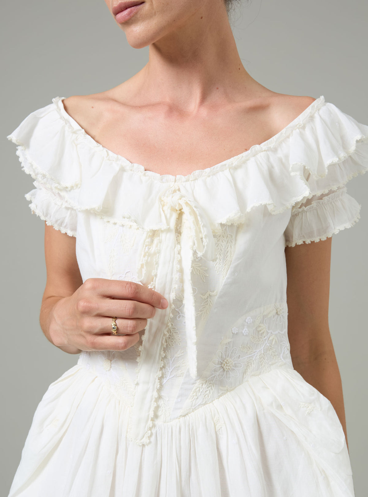 Falbala Long Dress - Wild Flower Embroidery - White