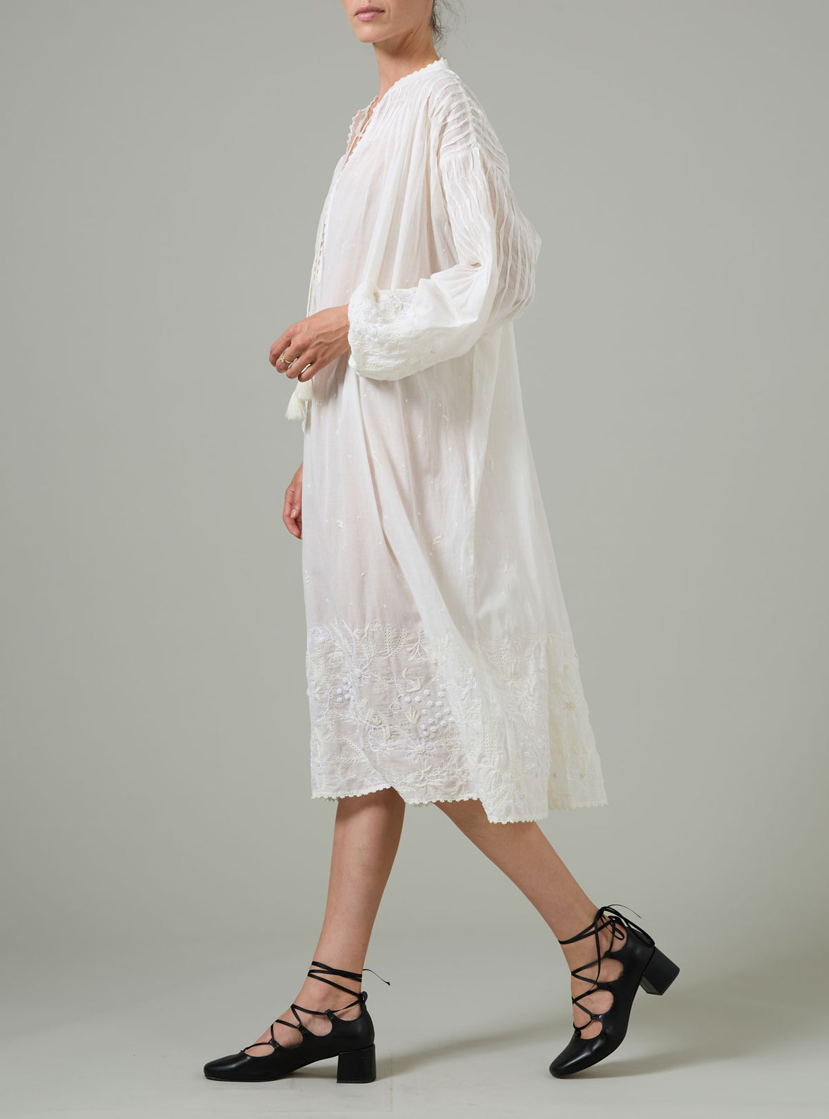 Guise Midi Calf Dress - Wild Flower Embroidery - White