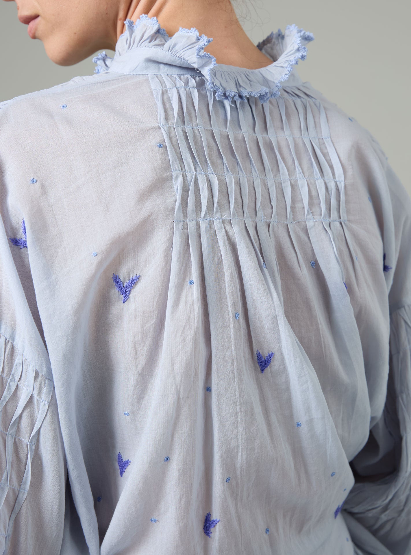 Slava Blouse - Wild Flower Embroidery - Blue – Thierry Colson