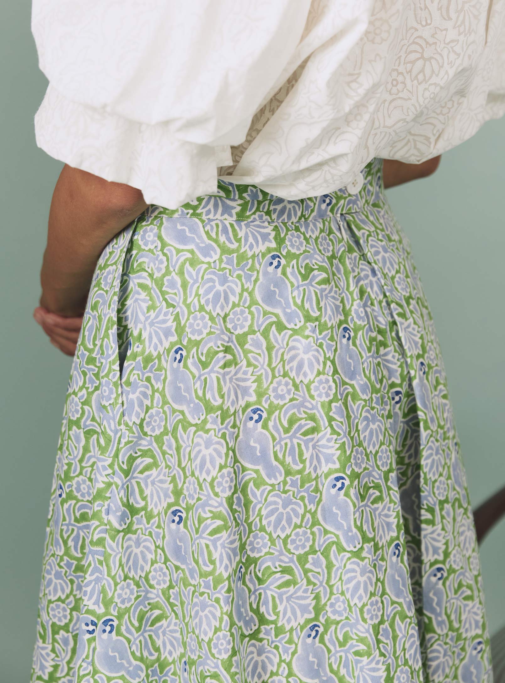 Swallow Imagination Print Skirt アートプリント 新品タグ付き⭐️ Swallow Imagination Print Skirt