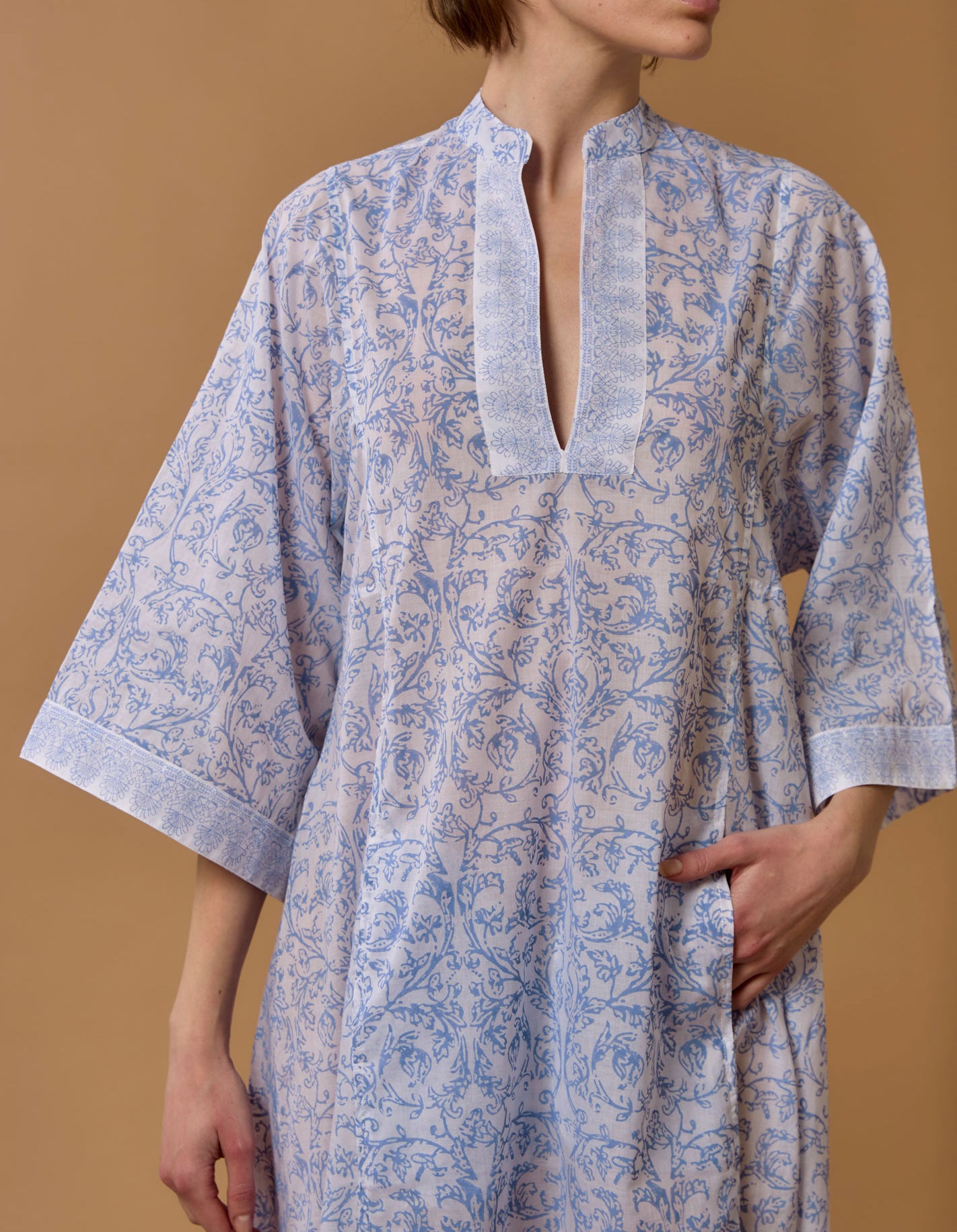 Front detail of Rachel Baby Lavender long Kaftan by Thierry Colson