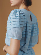 Detail Sleeve - Olympia Heaven Blue Top - Optical Pleats - Thierry Colson
