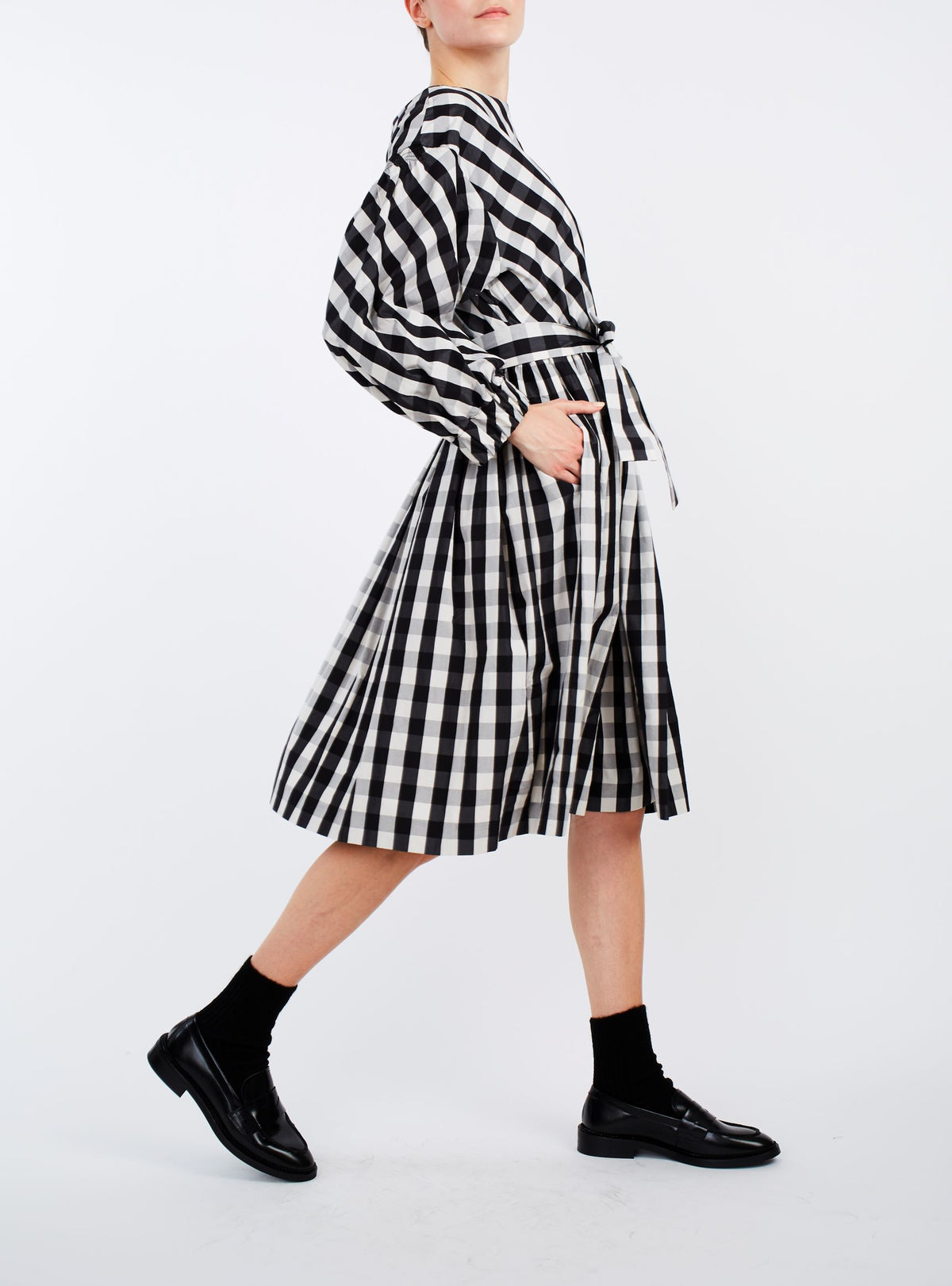 Side view Jane Black & White Cotton Dress by Thierry Colson
