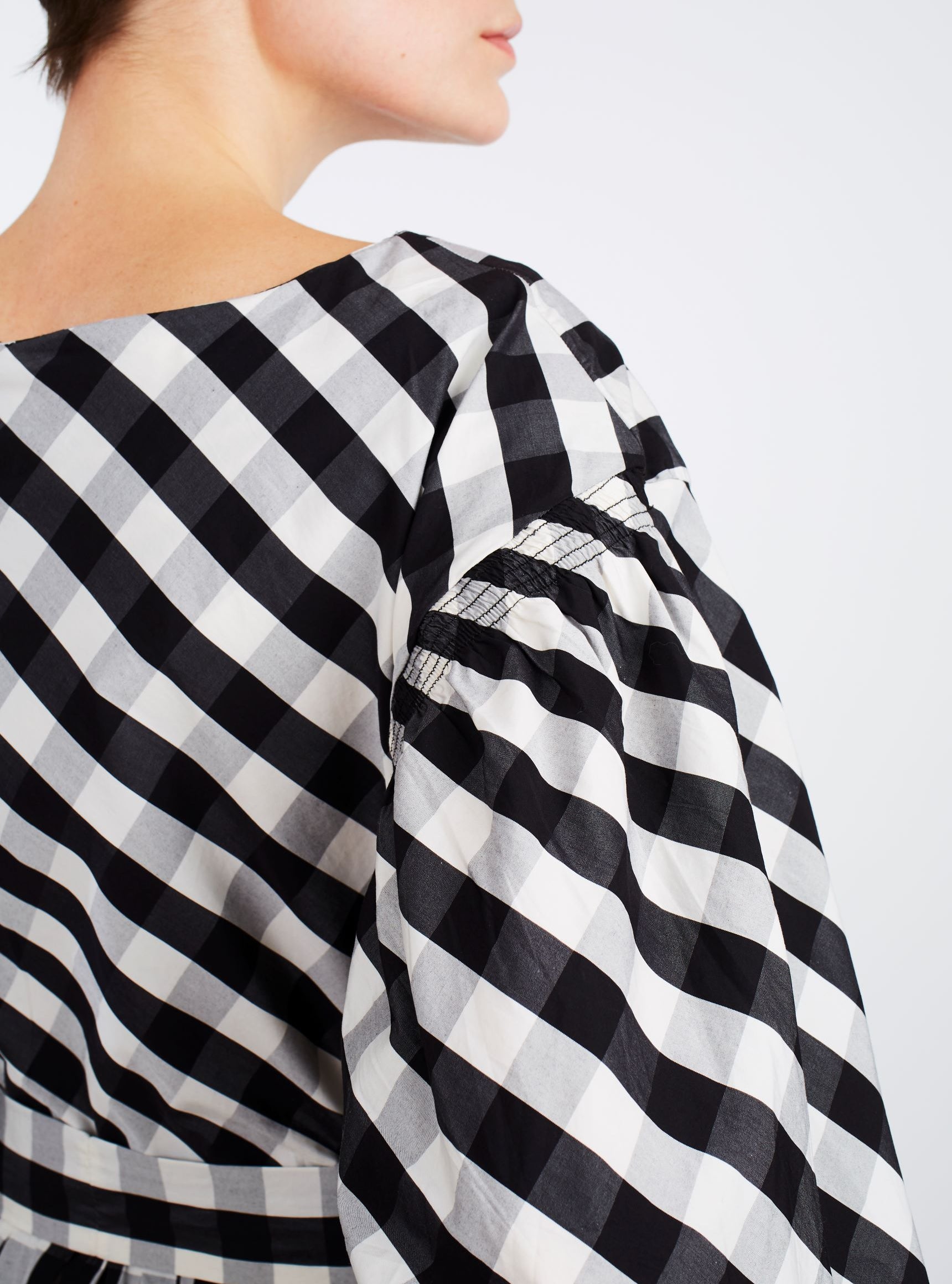 Detail sleeve Jane Black & White Cotton Dress by Thierry Colson