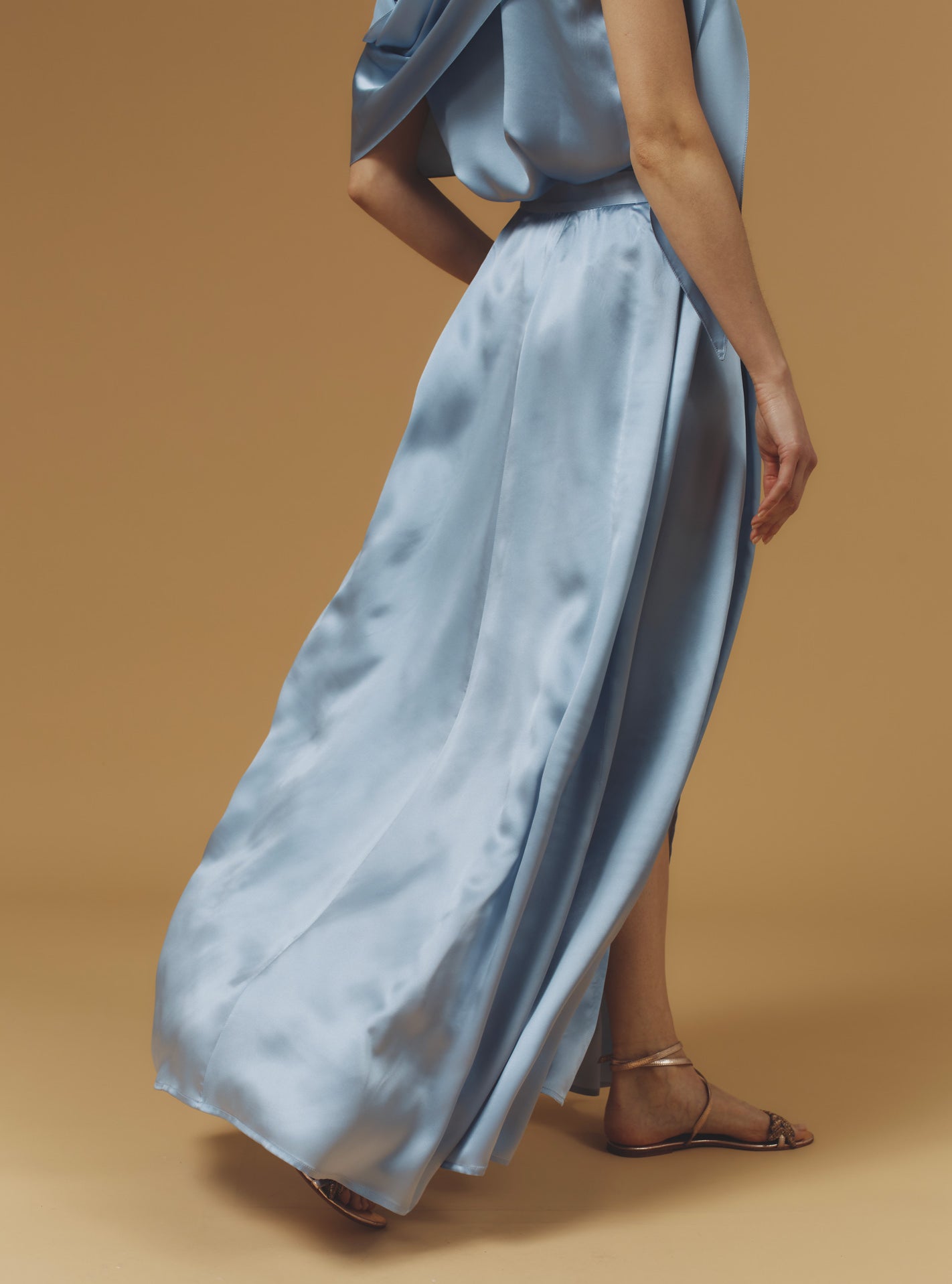 Back view of Silvana Silk Silver blue Skirt long by Thierry Coslon